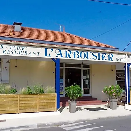 Hotel L'arbousier